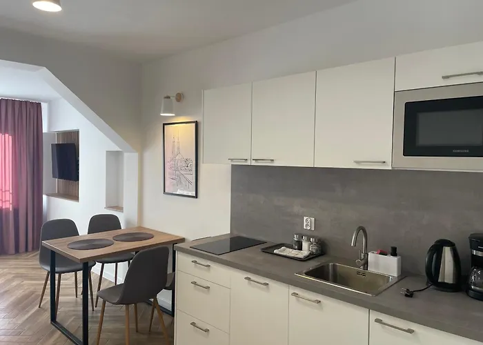 Aviendo Old Town Apartman