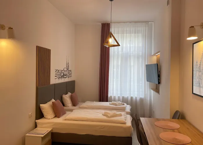 Aviendo Old Town Apartman