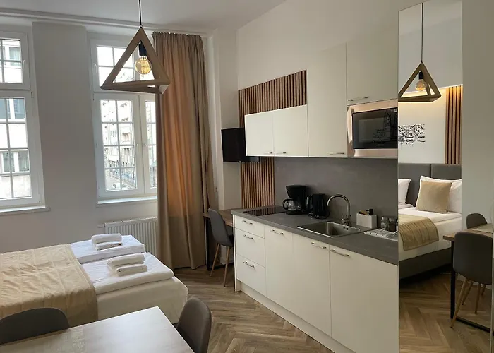 Aviendo Old Town Apartman *